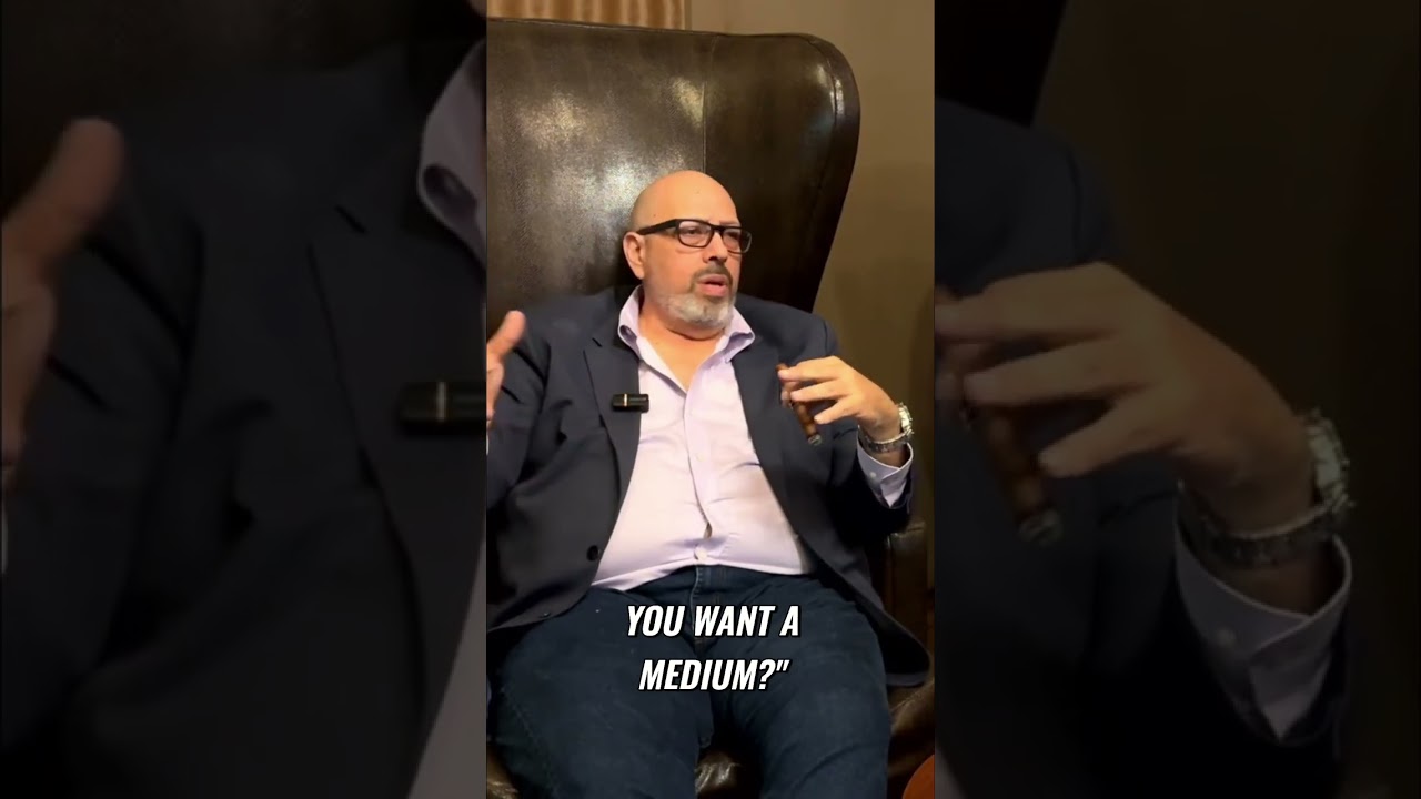 Cigar Lounge Secrets: True Smokers & Their Favorite Drinks! 