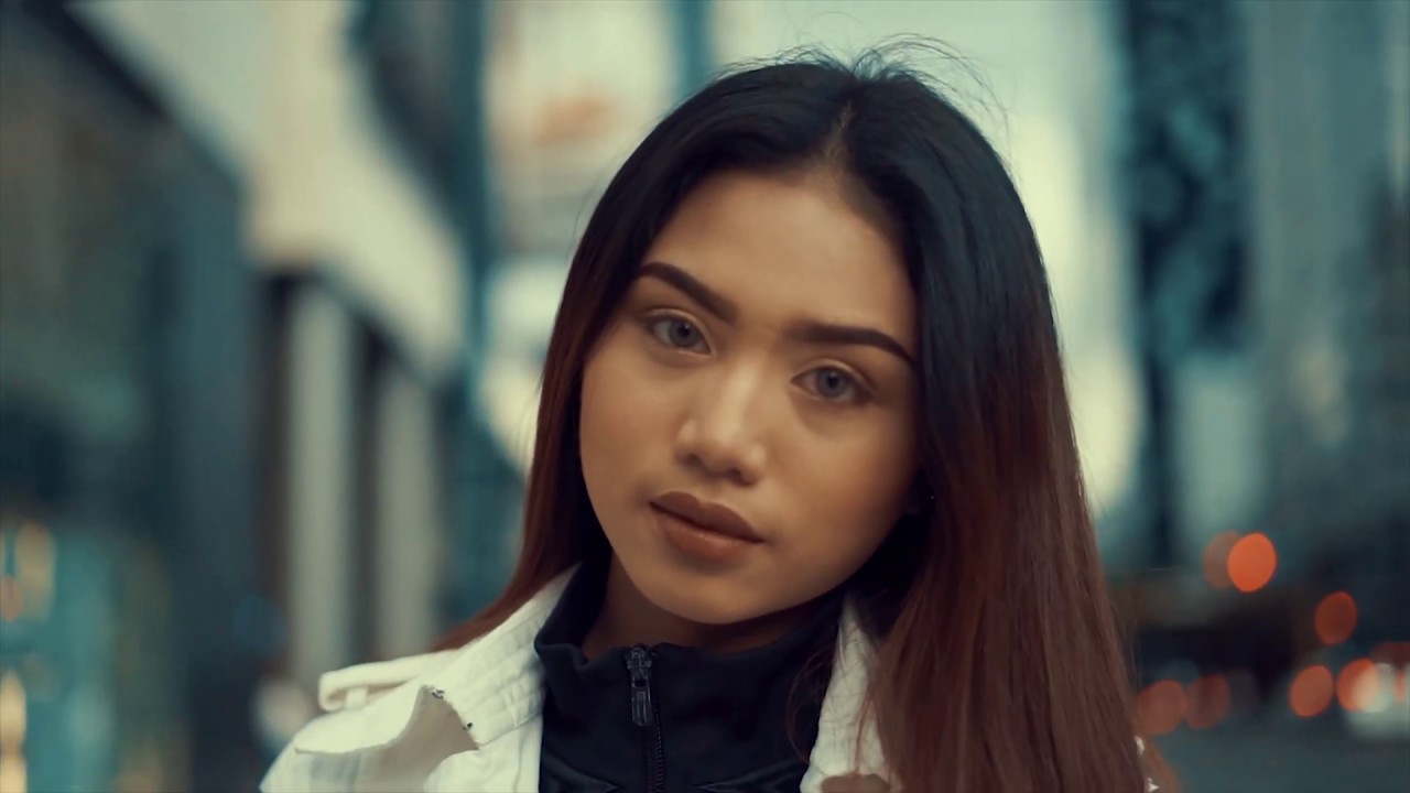 Sony A7II cinematic test with Sony 50mm 1.8 / Weebill S