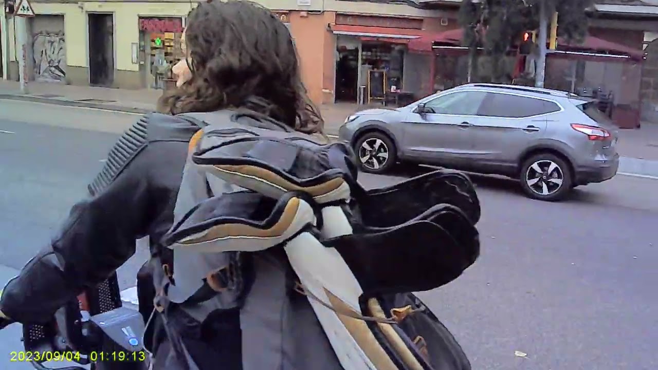 1 parte la ciudad de BCN en la mañan