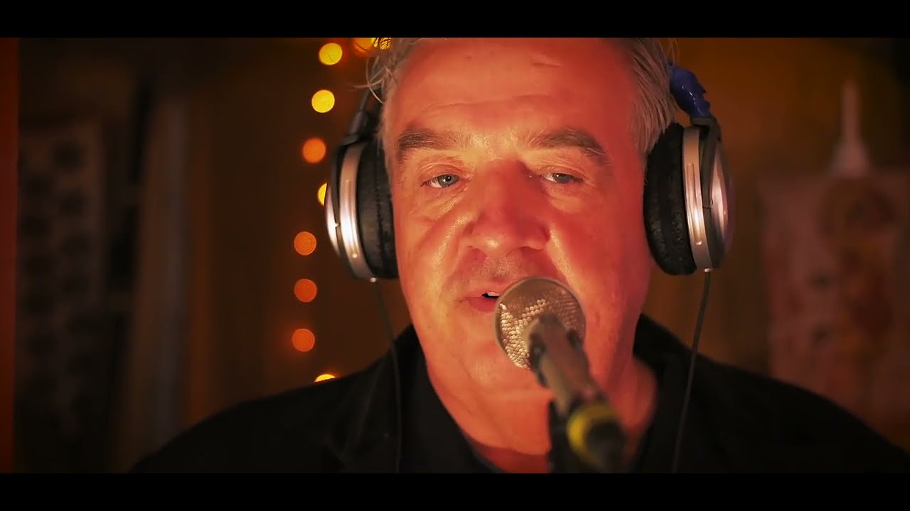 Clare Sands feat- Cónal Creedon –   Let's Take The Time
