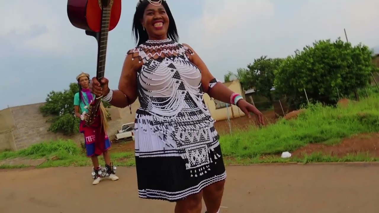 XHAWEKAZI LAKWABHUNGANE KULEZONTABA