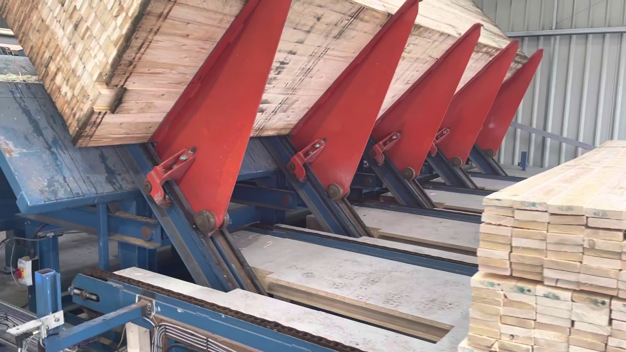 Almab Handling and Leadermac Moulder