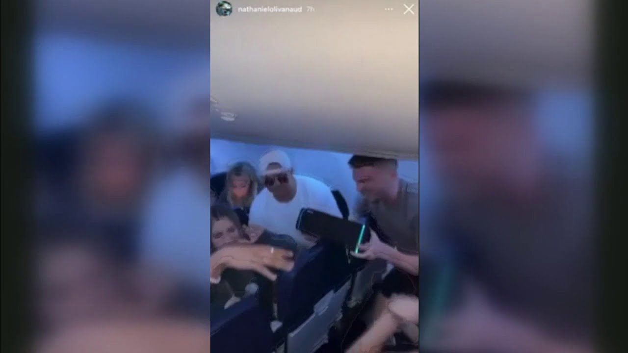 Canadian passengers stranded after party flight to Mexico