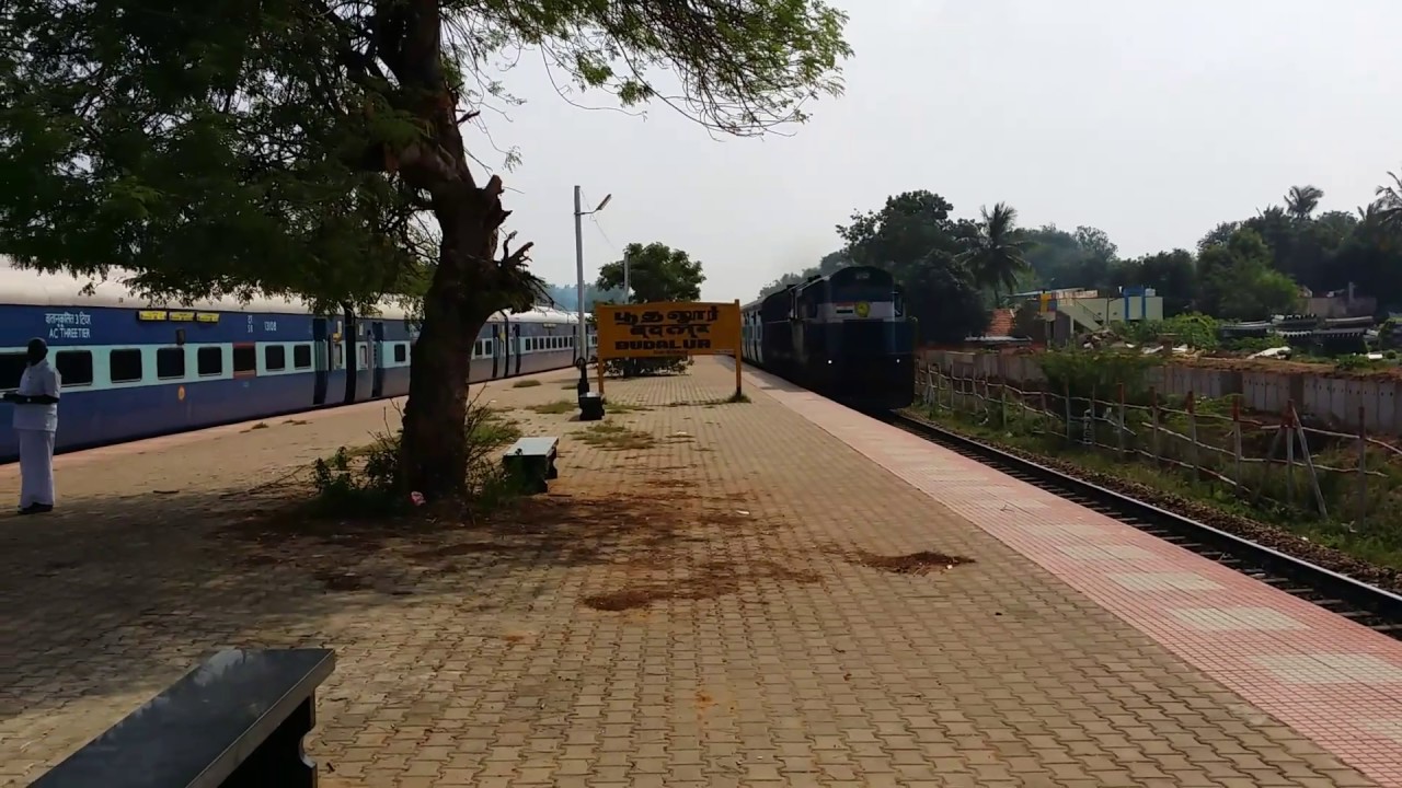 MYSORE EXP MEETS CHOLAN EXP IN BUDALUR