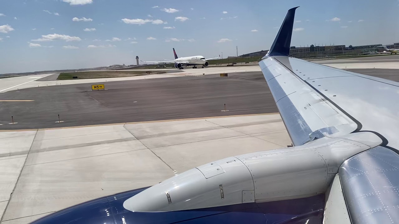 Delta Boeing 737-900ER Takeoff DTW | Seat 16F