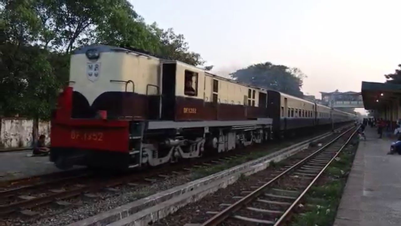 MYANMAR RAILWAYS EXPRESS TRAIN 3UP ミャンマー国鉄マンダレー急行 マラゴン駅通過