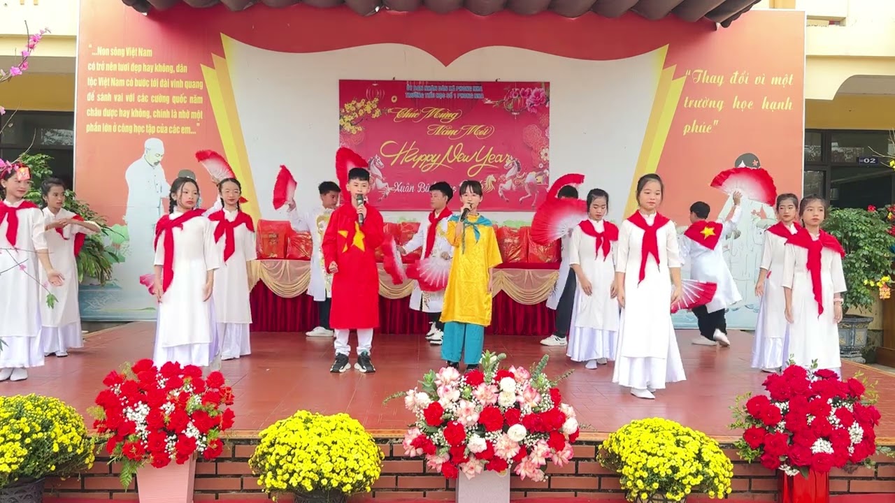 Múa: Nhà tôi có treo một lá cờ - lớp 5A