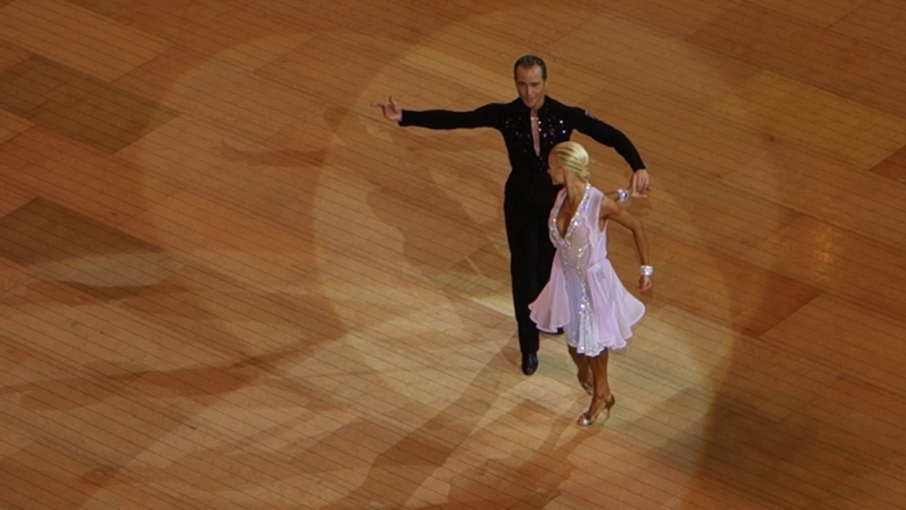 Riccardo Cocchi & Yulia Zagoruychenko 2016 Rumba