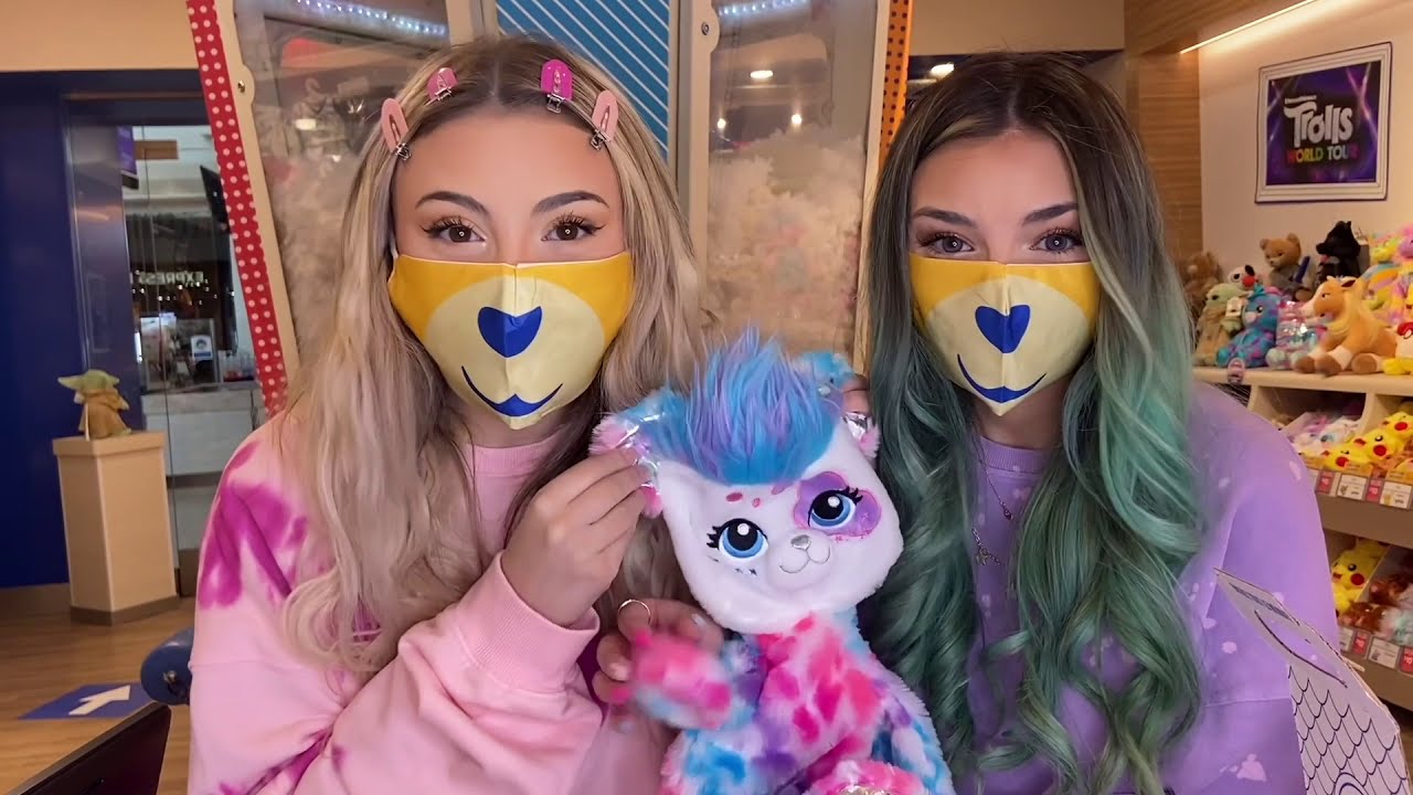 WeWearCute™ Collection First Stuffing Premiere starring @wewearcute