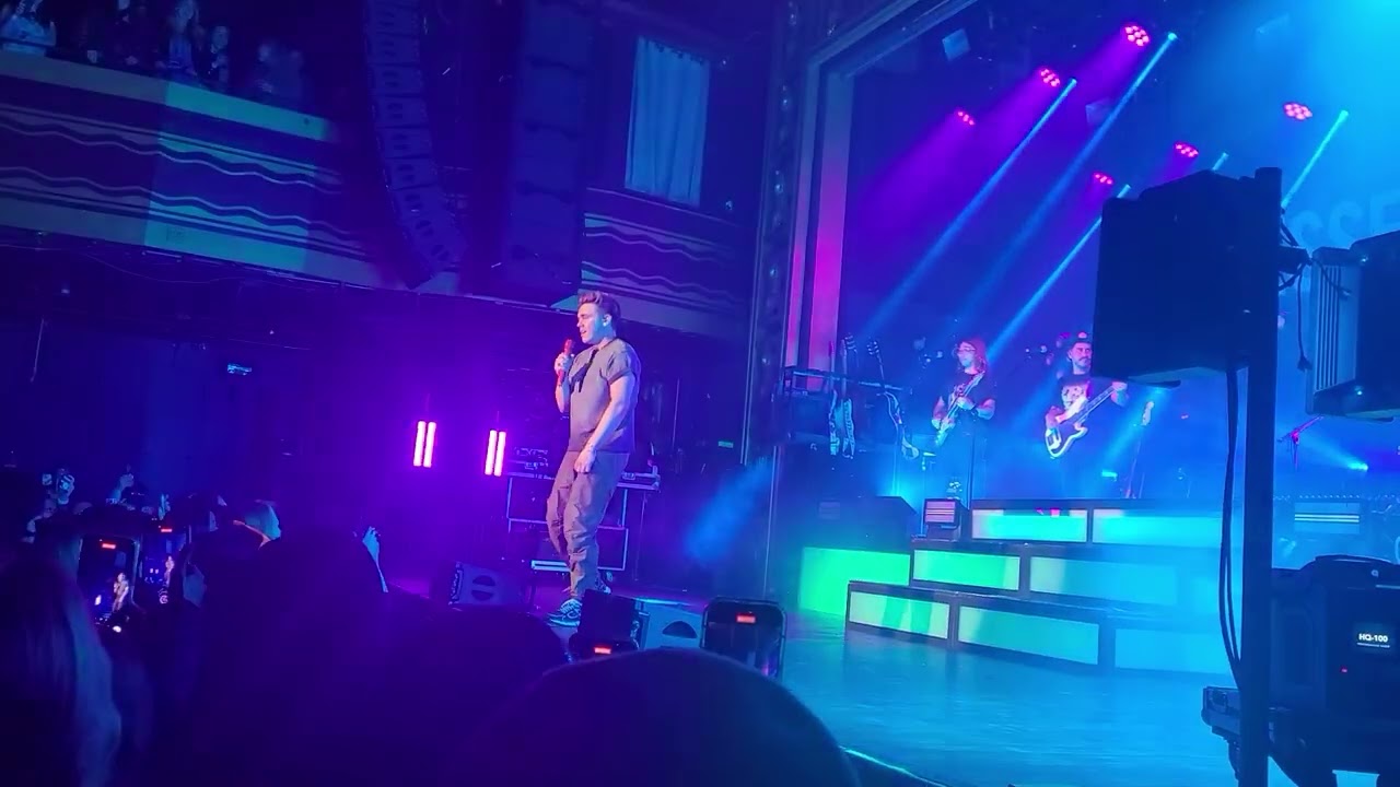 Jesse McCartney- Body Language- Live in New York (All's Well Tour)