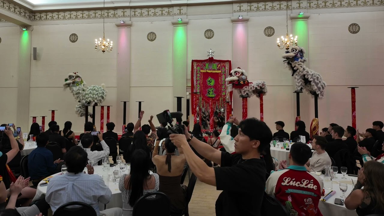 White Lotus Dragon & Lion Dance 10 Year Anniversary Triple Lion Jong High Pole Finale