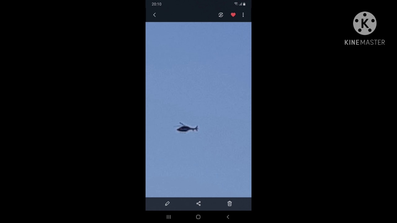 Helic&oacute;pteros sobrevoando a minha casa no m&ecirc;s de fevereiro