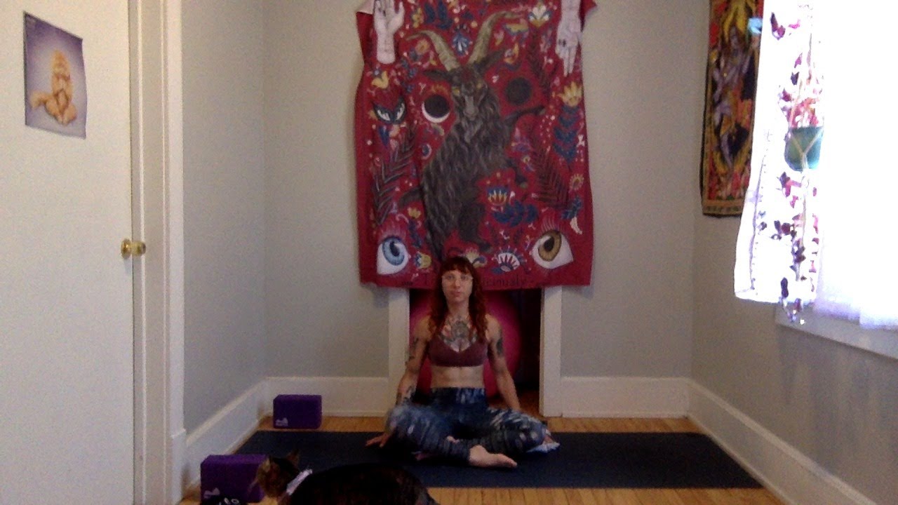 Yoga Lunch Break: Headstands