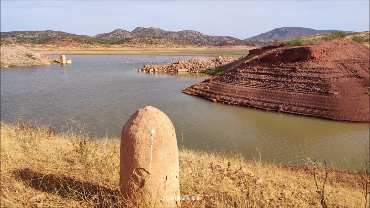 DESOLACION  EMBALSE DEL GIRIBAILE(16-10-22)