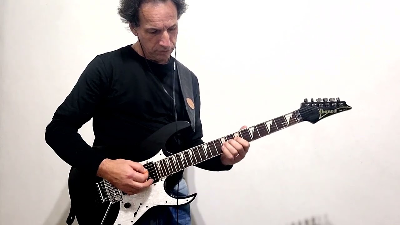 Love Ain't No Stranger (guitar cover)