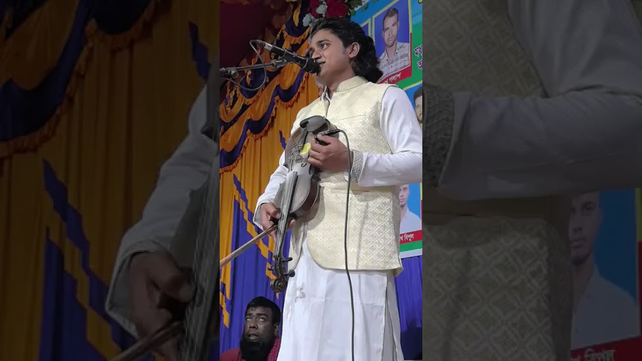 পালা গানে নয়ন শেখ বনাম পুতুল দেওয়ান।