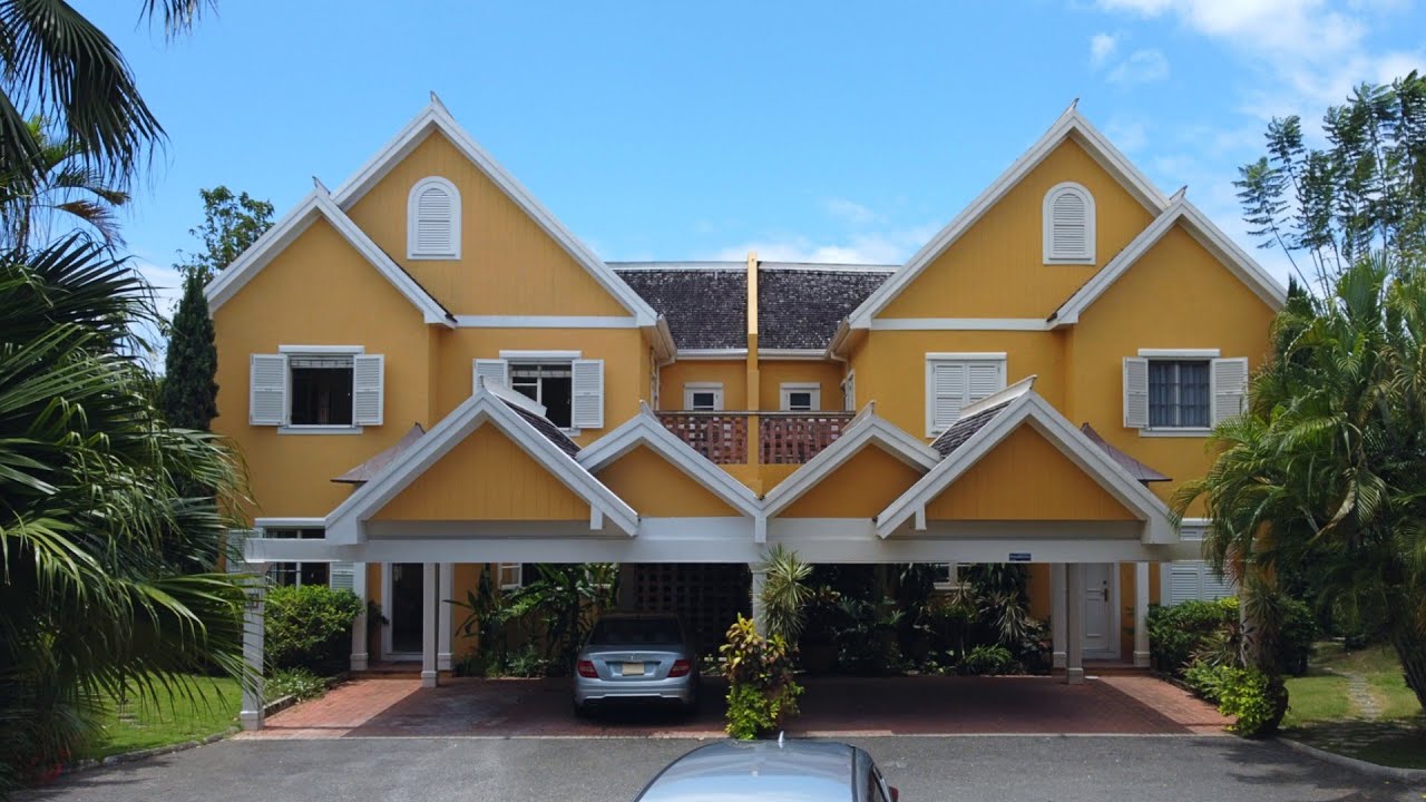 Inside an Ebony Glades Townhouse | Russell Heights, Kingston 8, Jamaica