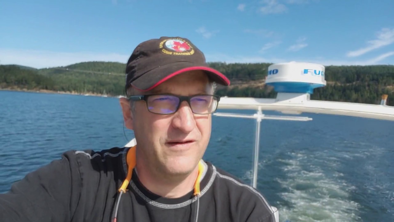 West Rover Maiden Voyage Sep Long Weekend 2018 in 1989 Bayliner 3288
