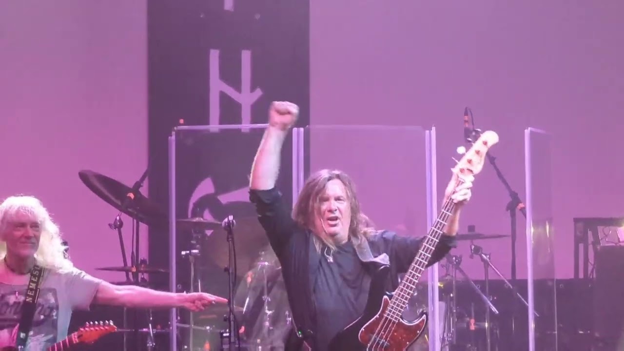 Michael Schenker - Live in Leesburg , VA , USA . September 21 , 2025