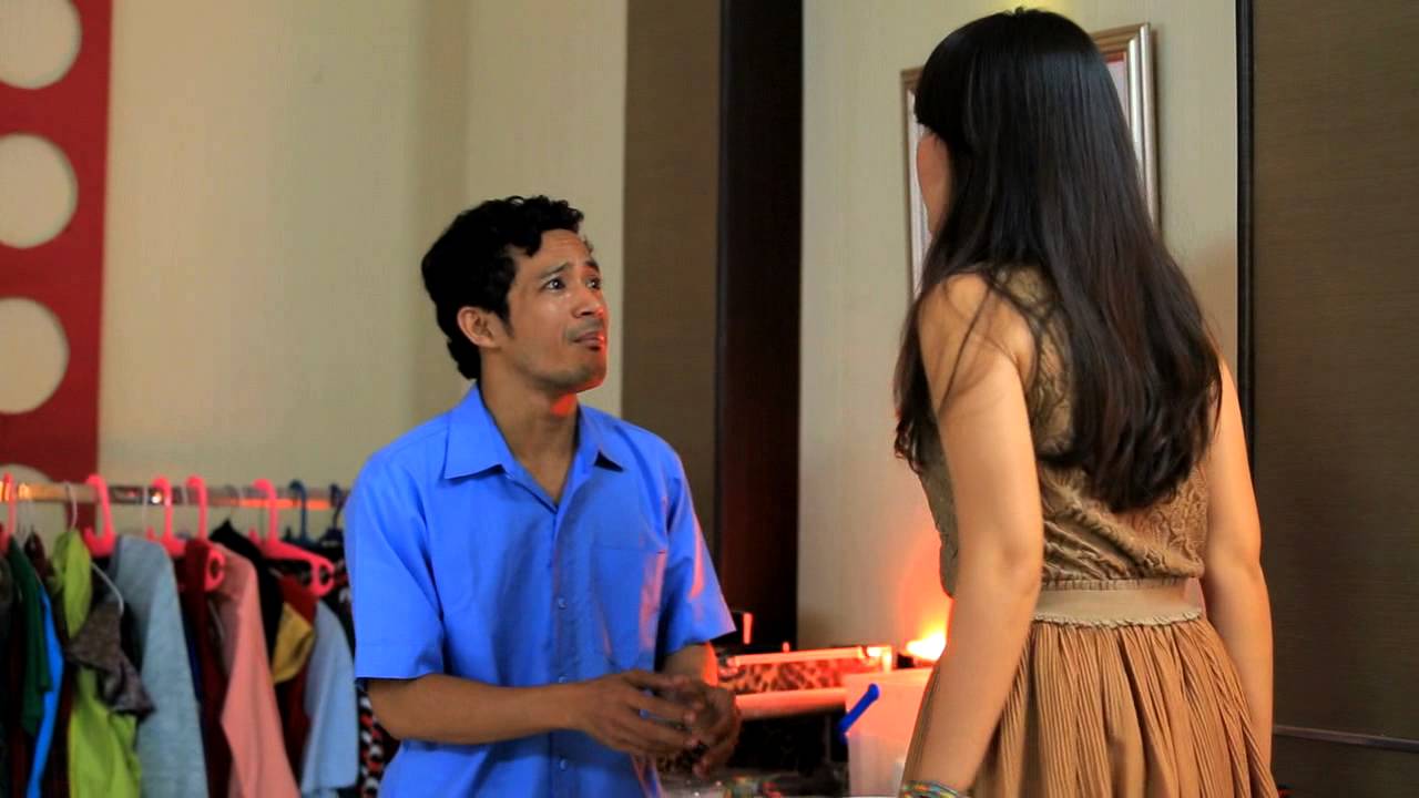 SALON MADAM KUKU PALSU PEMBAWA PETAKA