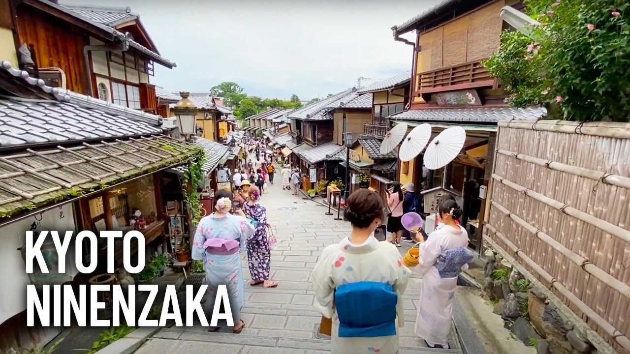 Kyoto's Ancient Ninenzaka Walking Tour - Pedestrian Road