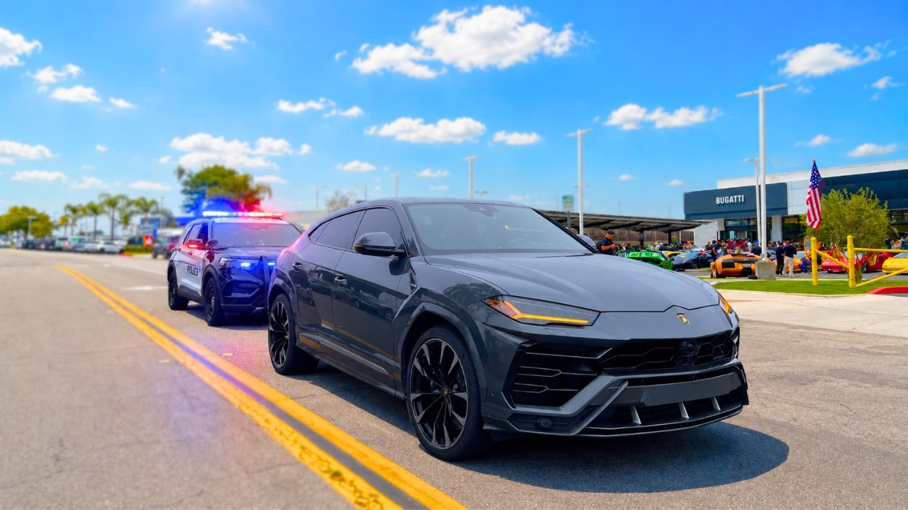 Встреча суперкаров в Lamborghini Newport Beach!