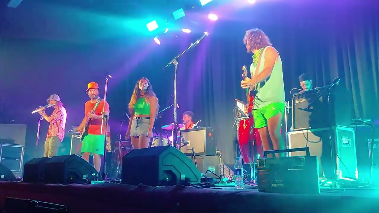 Libre en el Teatro Municipal Villa Gesell