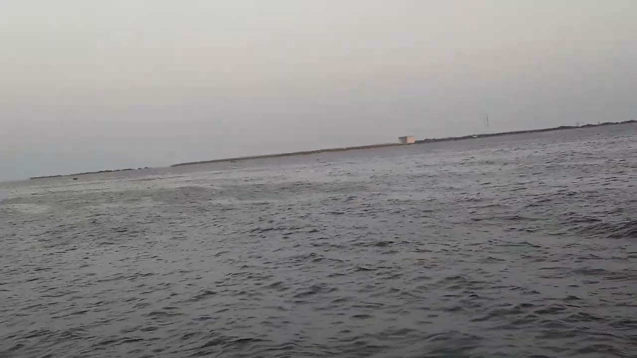 Do Darya Beach Karachi
