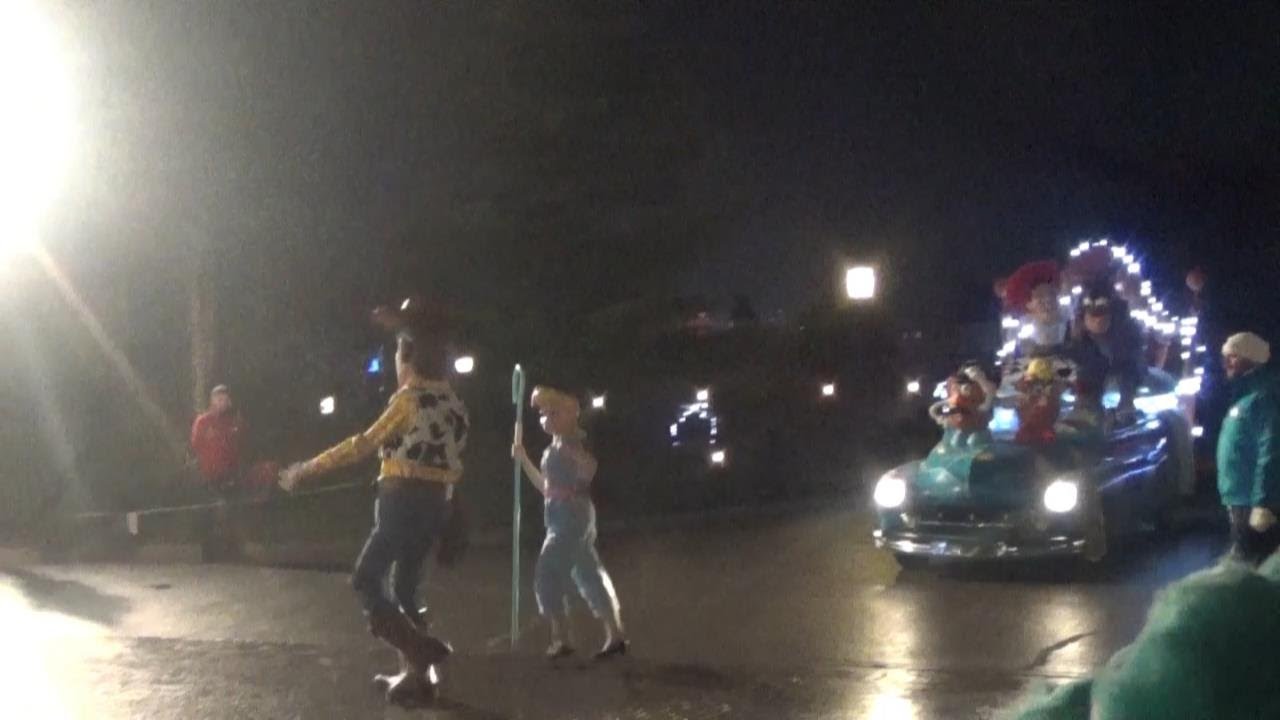 2019 New Year's Eve Parade 2 at Disneyland Paris
