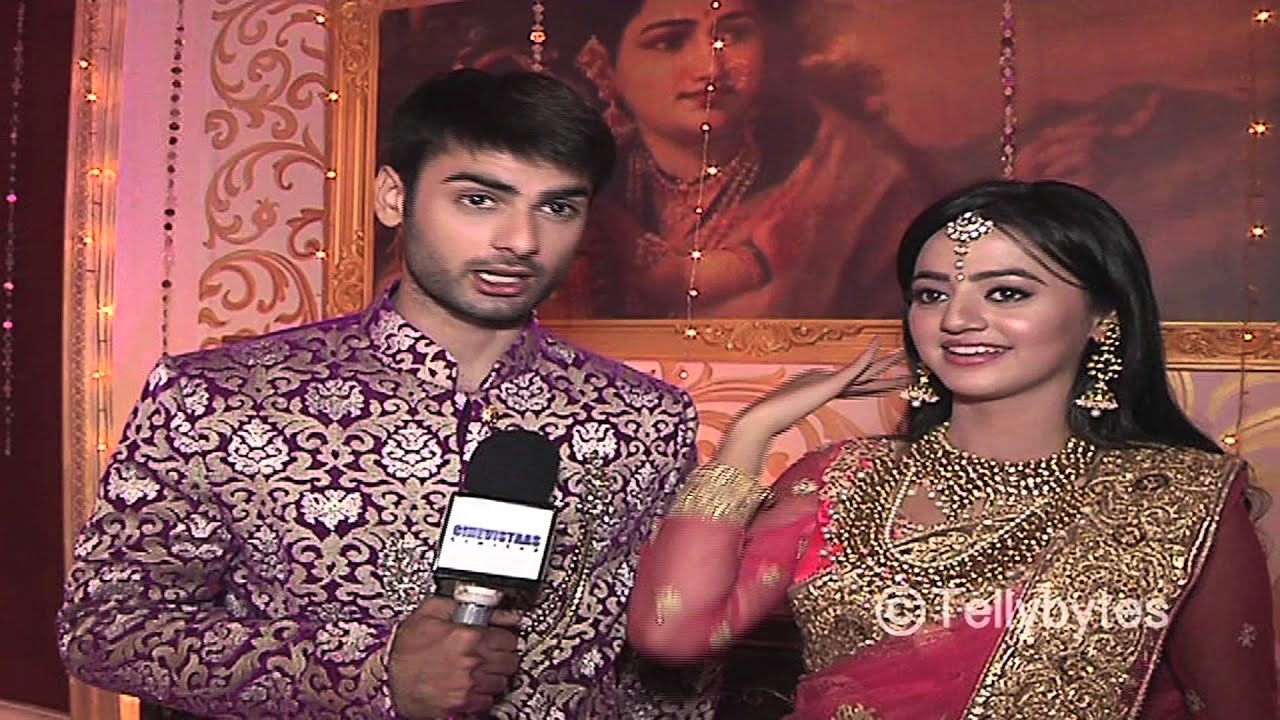 Swaragini - Swara and Sanskaar's Engagement gets a HALT