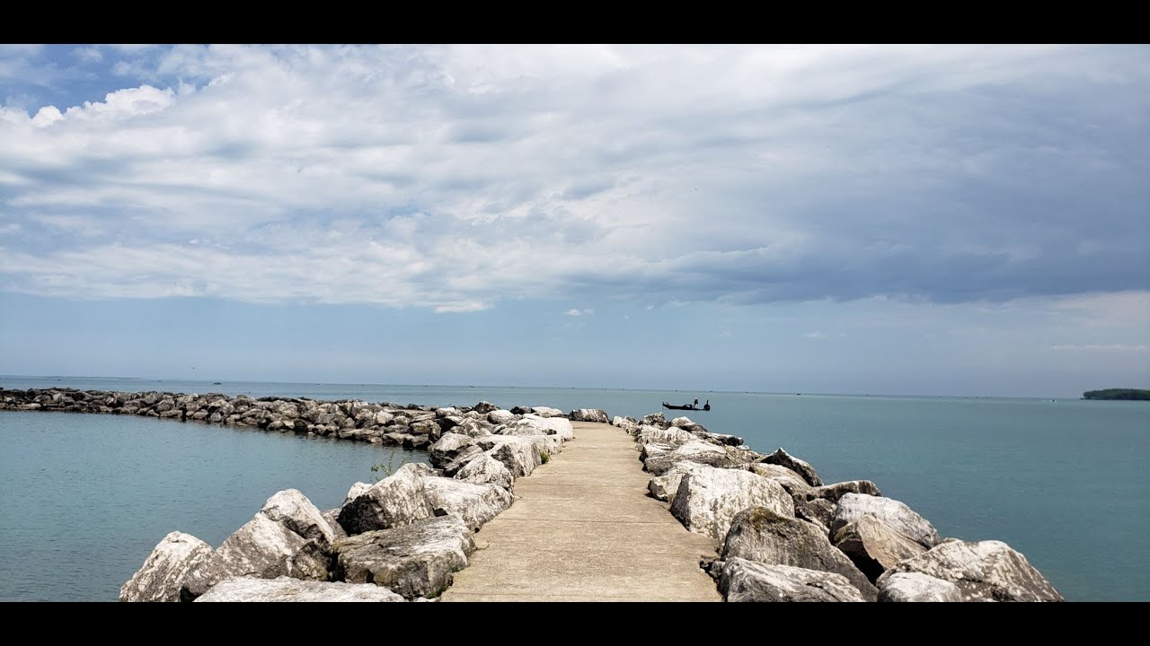 Exploring Kelley's Island in Lake Erie
