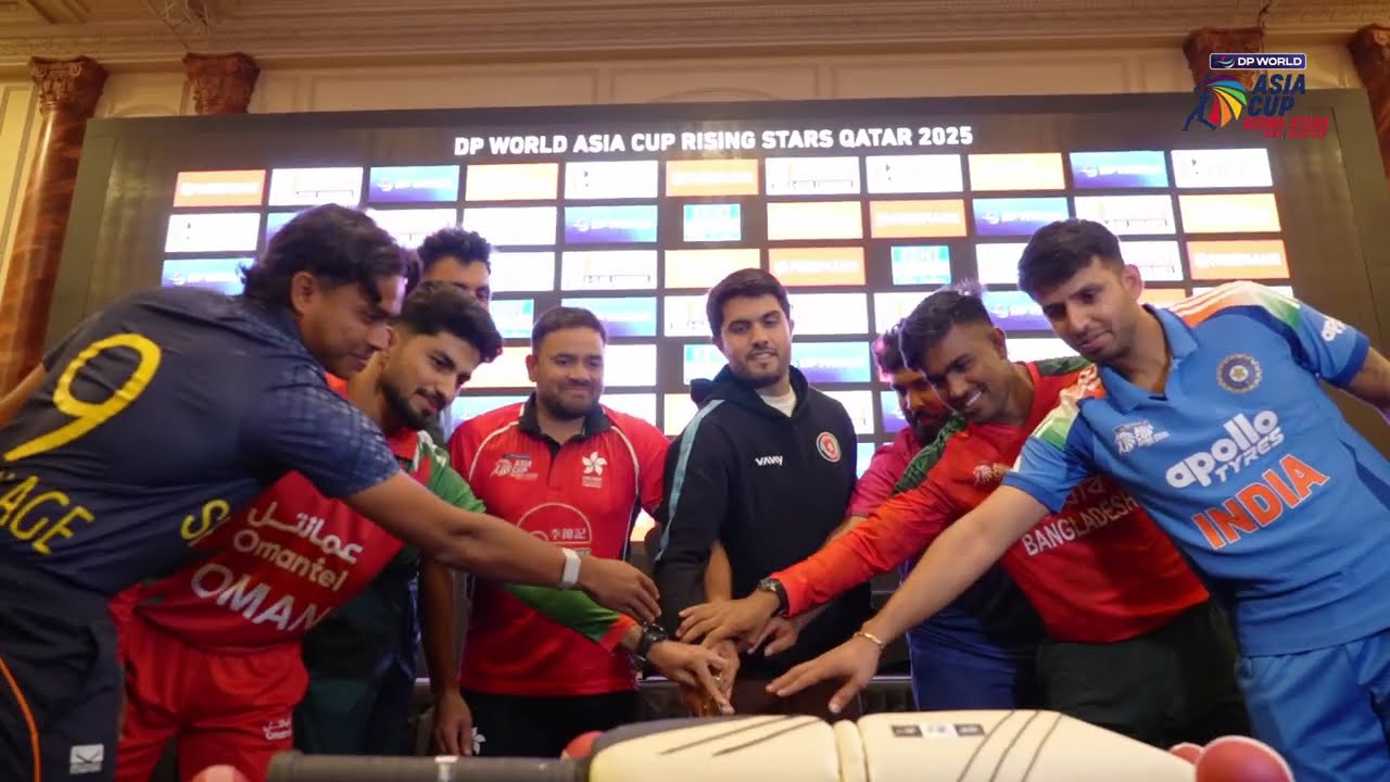 Captain's Press Conference and Trophy Unveiling!