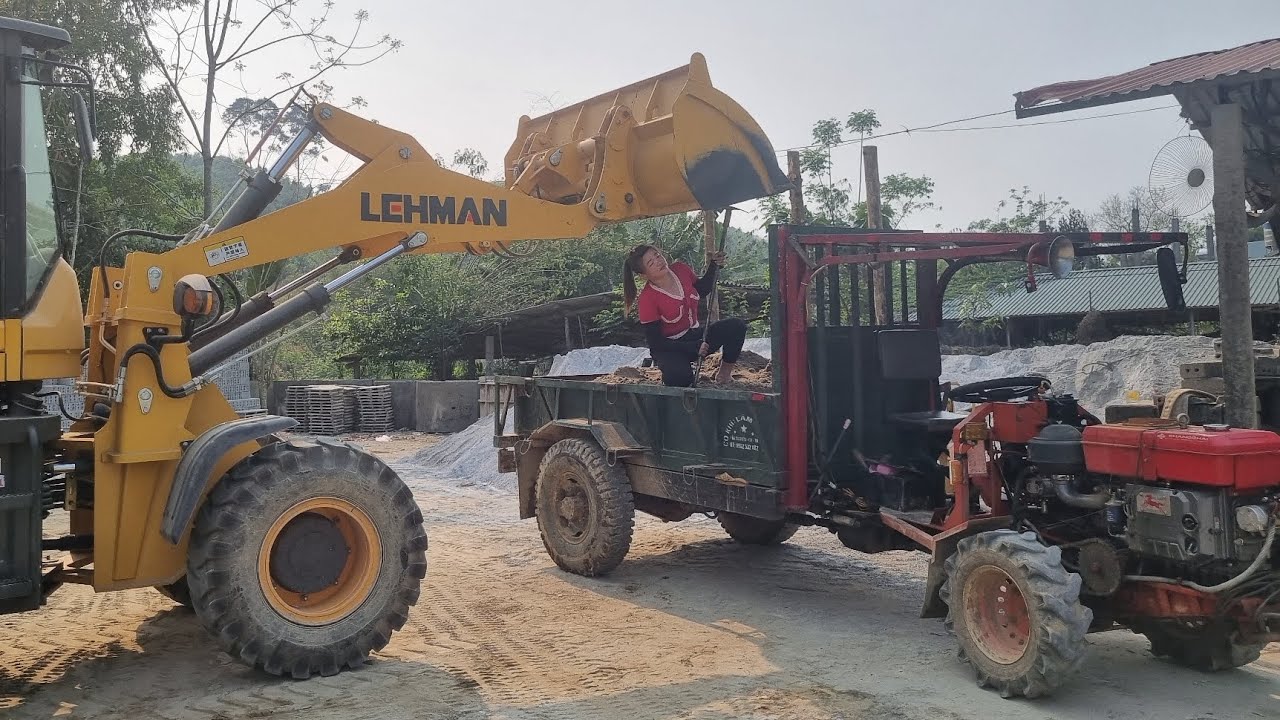 Use trucks to transport construction materials