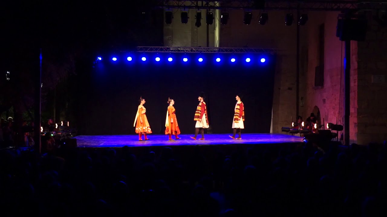 Danseta i Jota Valenciana de la suite Arabesc del País Valencià - Grup Mediterrània