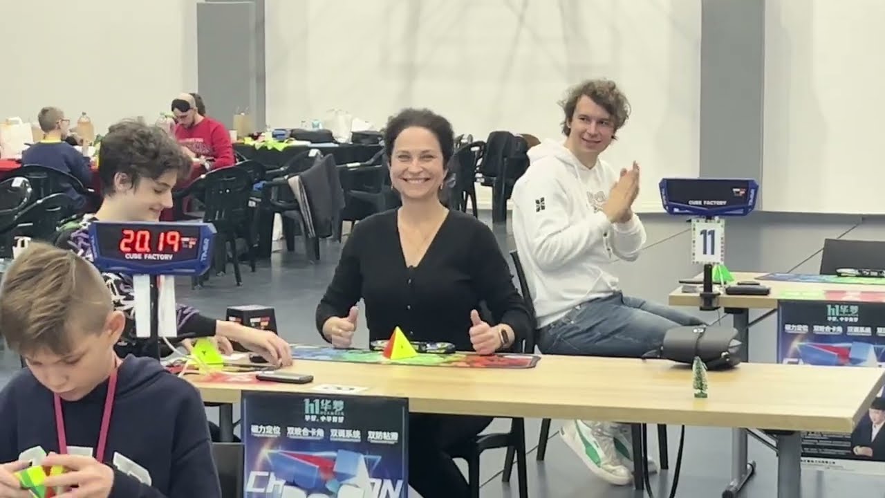 Beata Hibszer - 2x National Record Women 50+ Pyraminx
