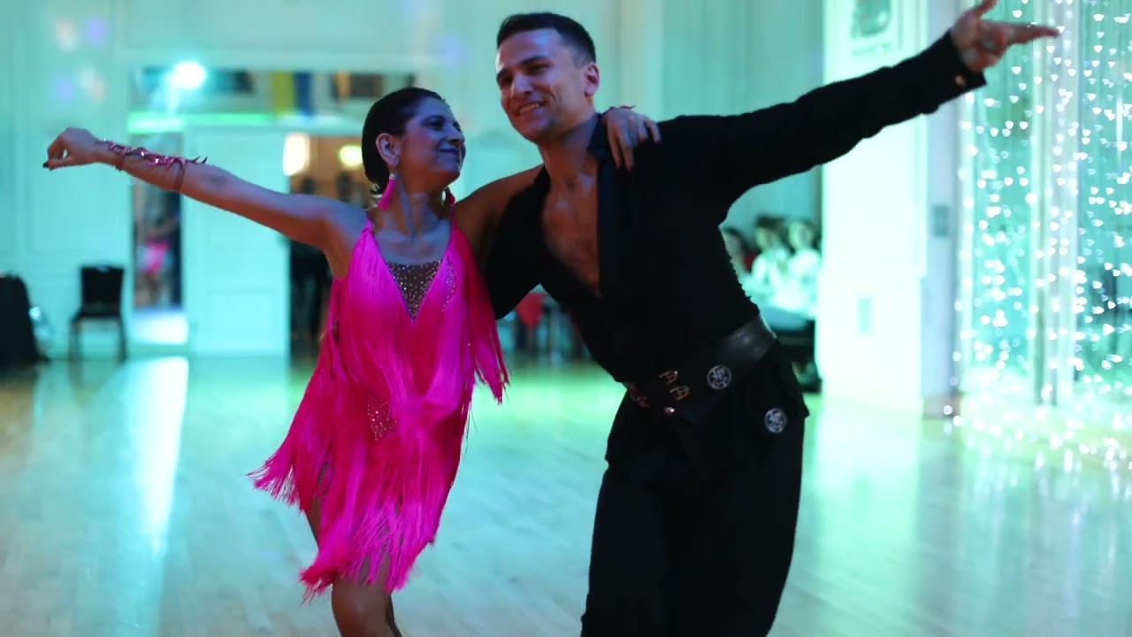 Freyan and Maxim Festive Jive 'All I Want for Christmas' 2022