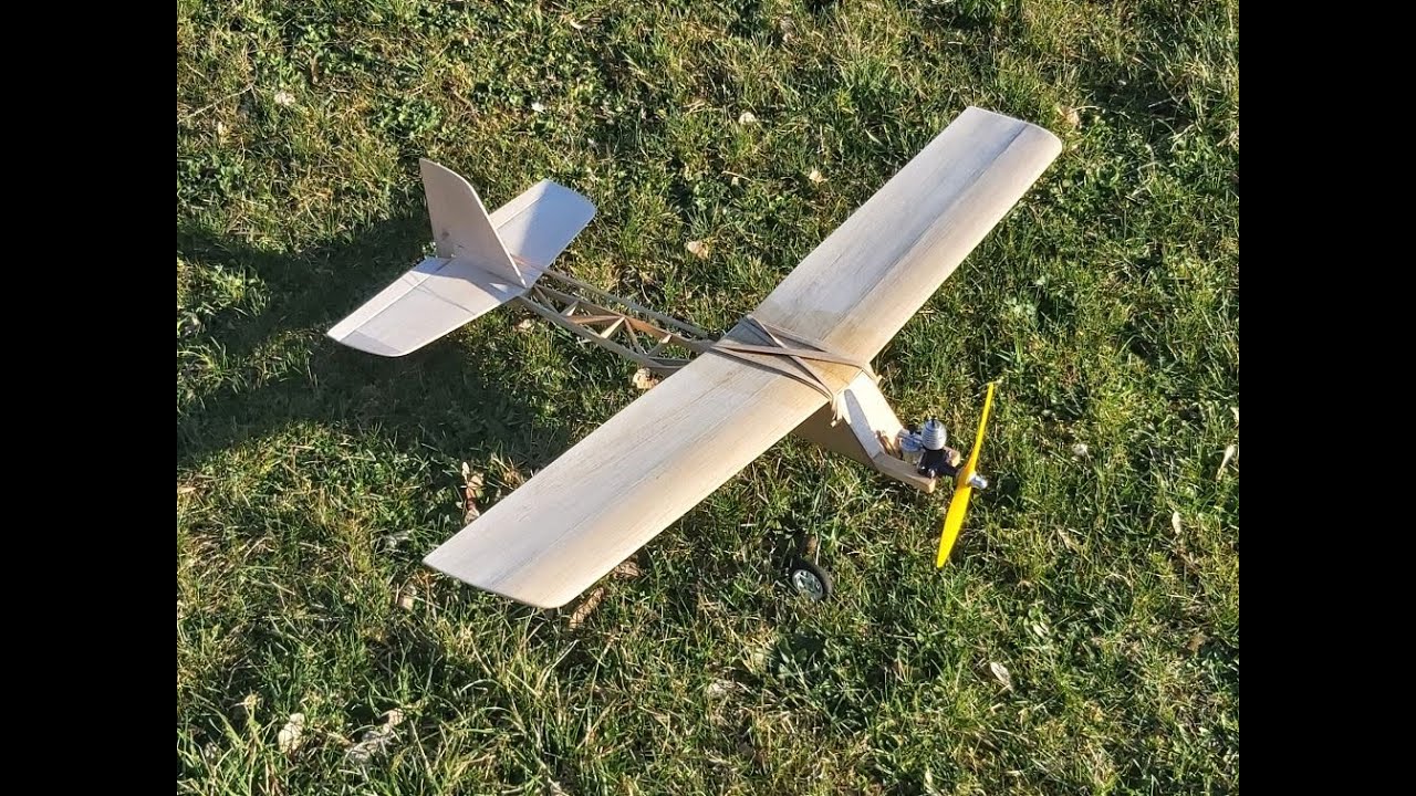 Mills Beam : RC airplane with a vintage 