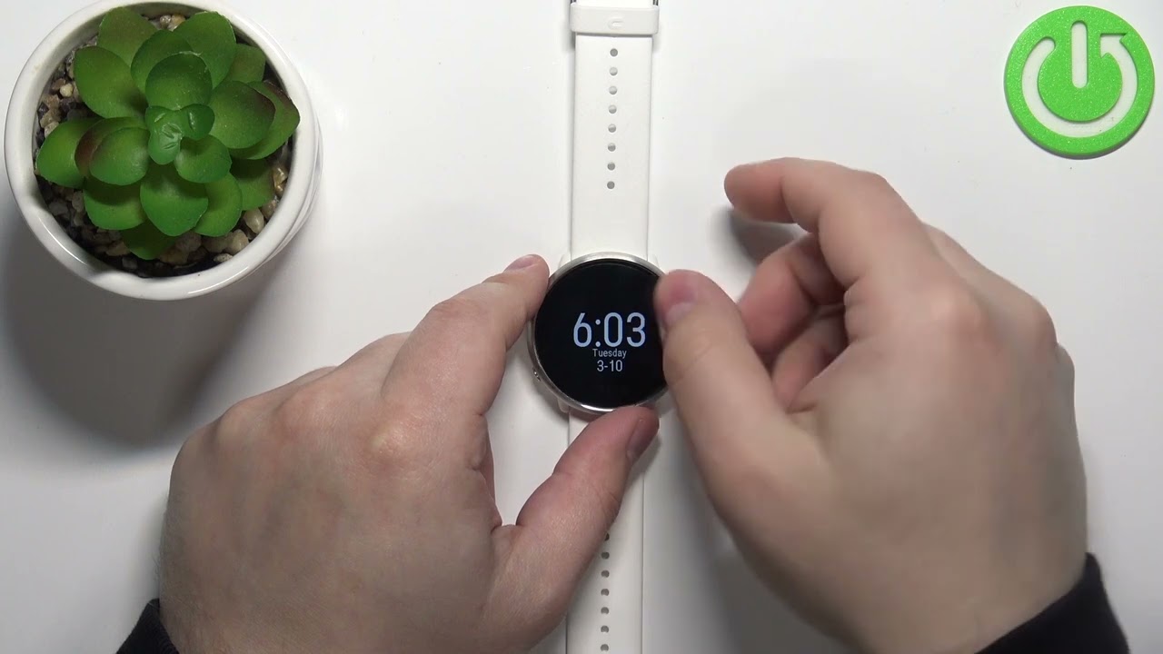 How to Lock Touch Screen in Polar Vantage V?
