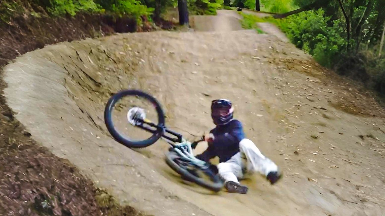 Zap MTB // Downhill // Fail // Jump // Fun // Crash // BMX