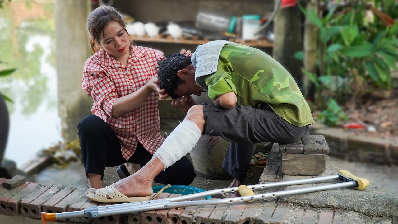 Engineer's AMAZING Kindness Helps a Family in Need! | Ly Tu Lien