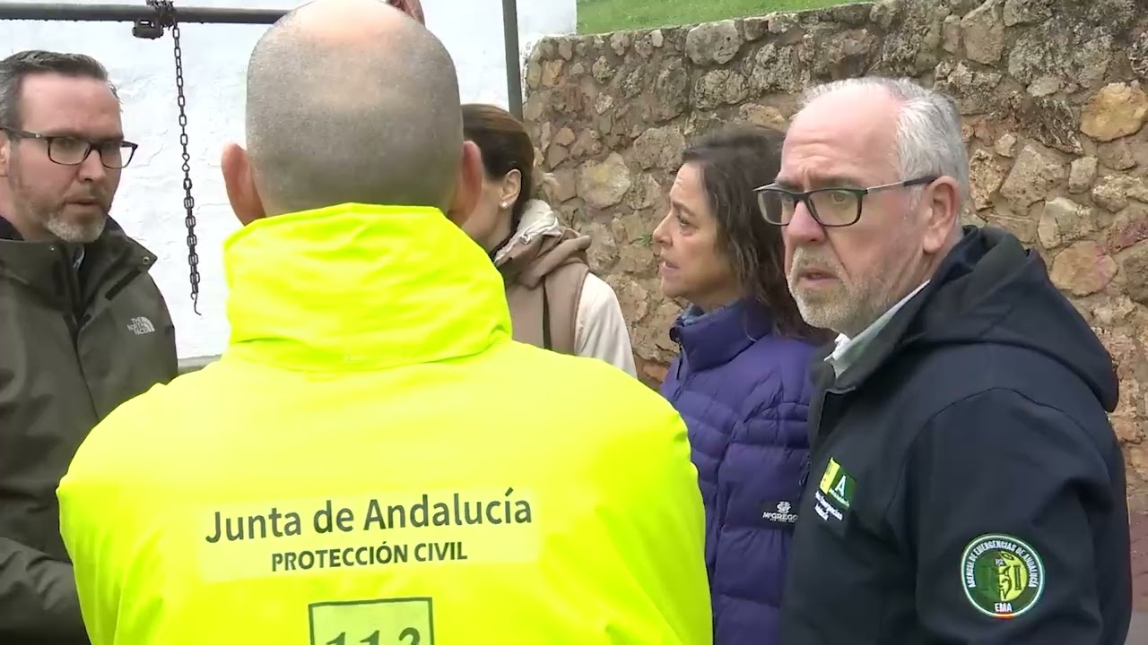 Catalina García visita los municipios de Iznatoraf y Santisteban del Puerto.