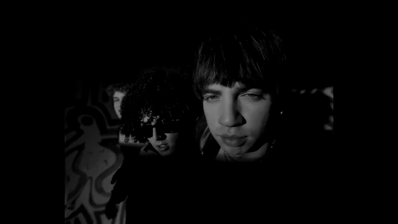 Les Votives - I Don't Care (Visual Video)