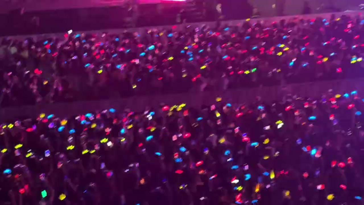Concert Ubermensch in Hanoi - Day1 - Fancam - Home Sweet Home + MichiGO