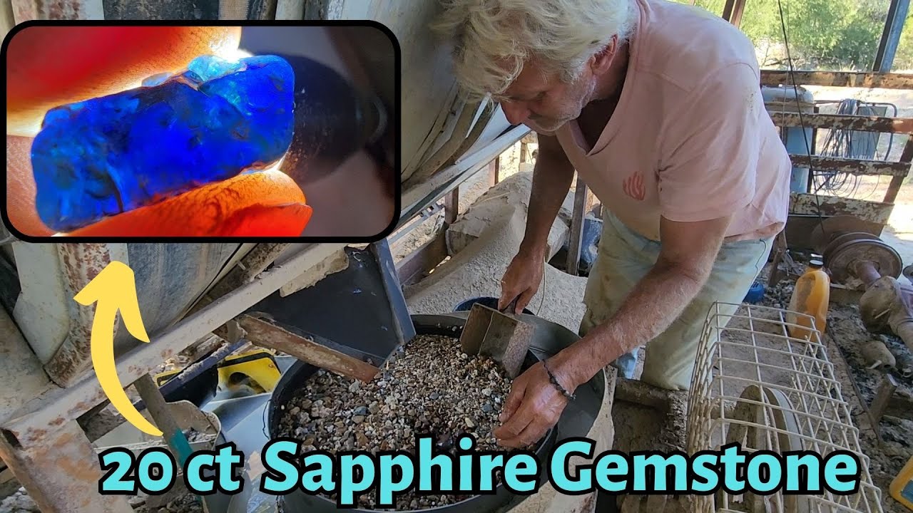 20 ct Sapphire Gemstone , Sapphires Mining in Australia