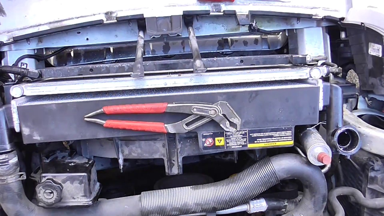 2006 Jeep Grand Cherokee radiator replacement