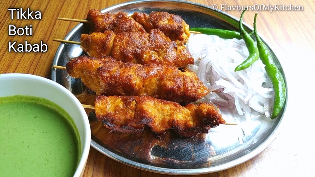 Banaiye Restaurant Style Chicken Tikka Boti Kabab Chatpati Chatni ke saath