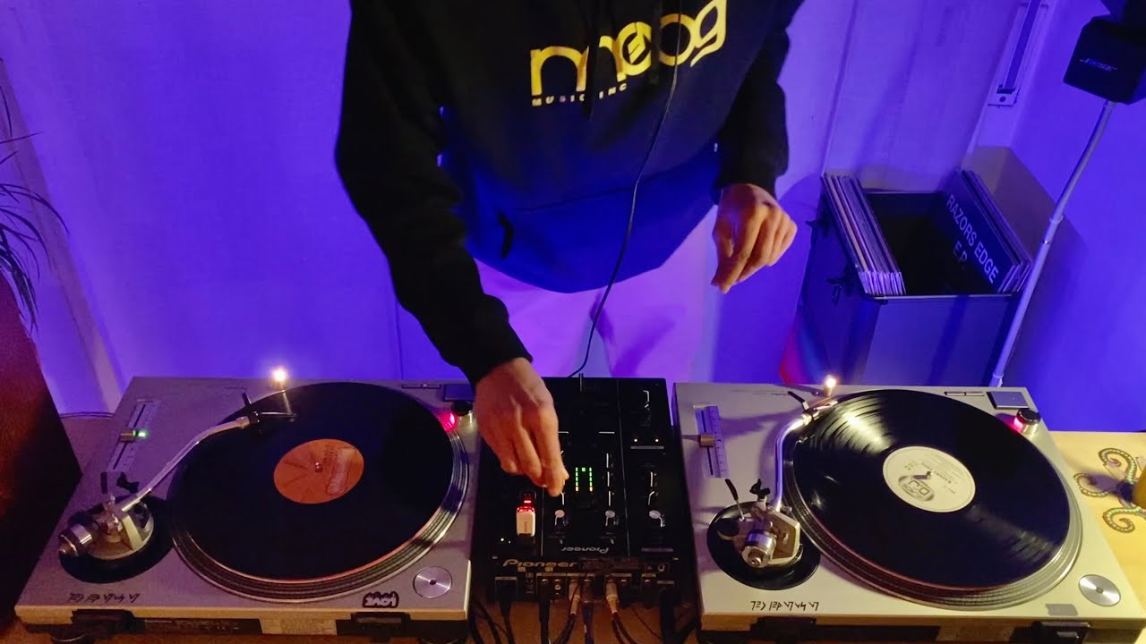 Victi - Classics On Vinyl 6 (Acid Trance & Hard Trance)