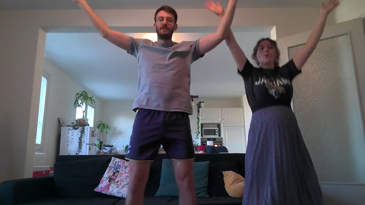 Flashmob Celebration - Chor&eacute;graphie surprise Cam&Toch