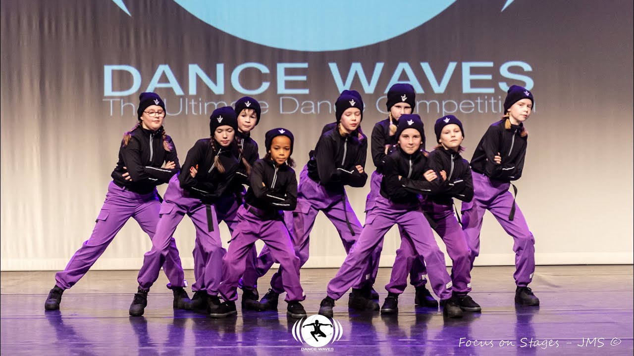 22-23 Qualifier 8 BE - Generation T (T’s Dancexplosion) // Uptown Funk Mark Ronson