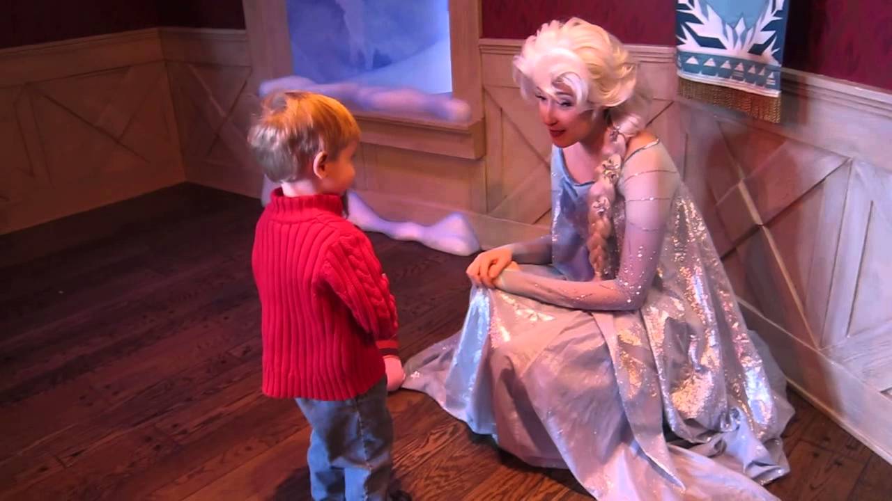 Cadence and Parker meet Elsa from Frozen